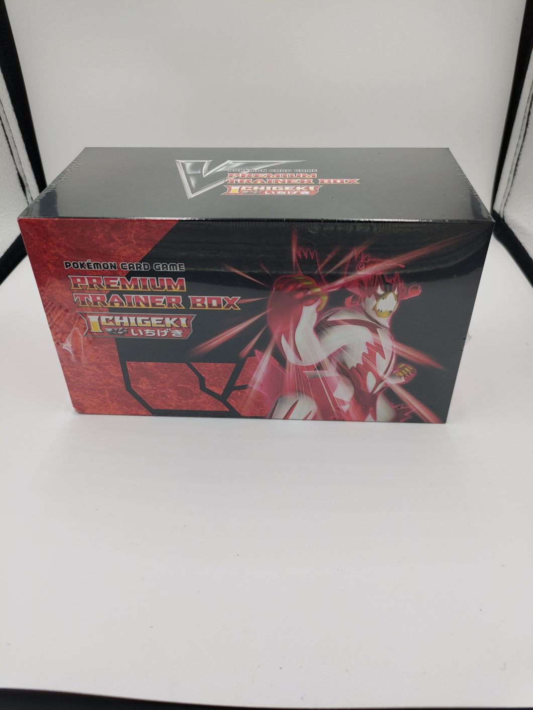 CARTES POKÉMON EPÉE & BOUCLIER PREMIUM TRAINER BOX (ICHIGEKI) [TRADING CARDS]